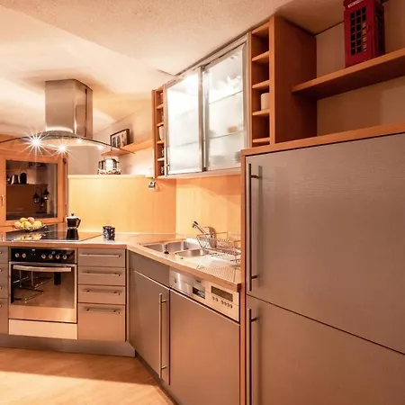 - Apartment Im Herzen Arosas - Grossraeumig, Stylisch & Zentral Exterior photo
